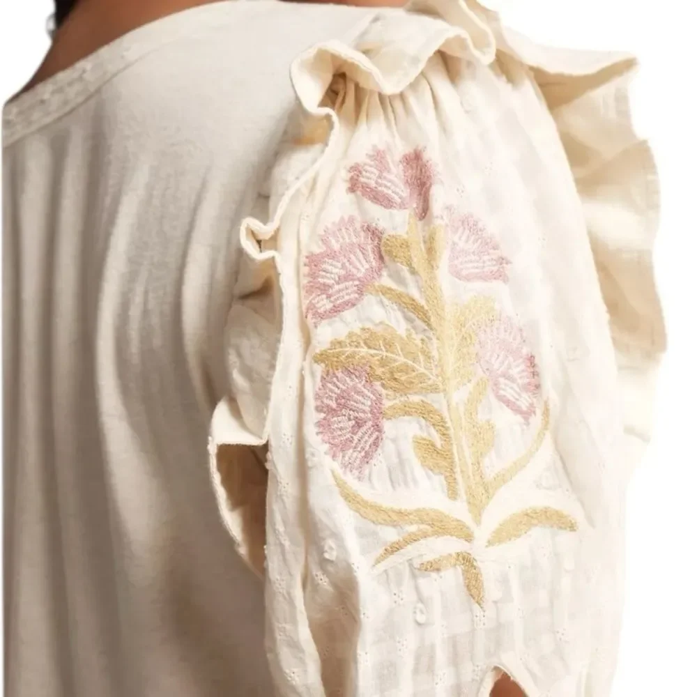 By Anthropologie Embroidered Puff-Sleeve Top XS new with tags